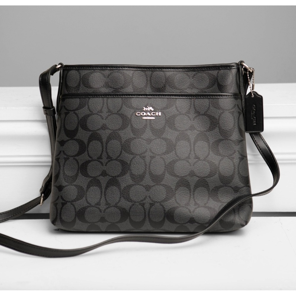 Coach Purse NWOT Black Signature C Monogram Crossbody Bag Loud Luxury Designer